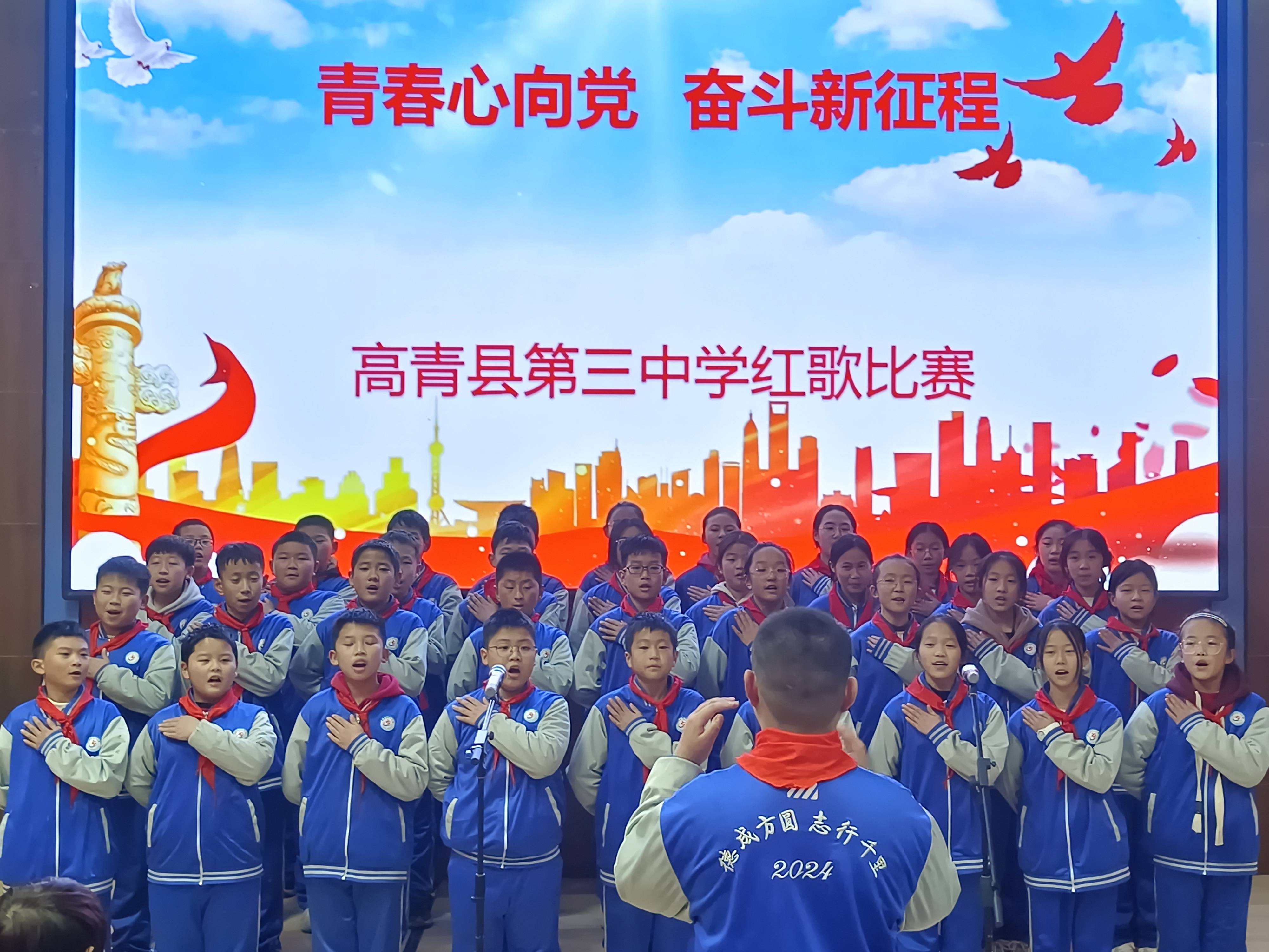关于始终如一：女子足球比赛中的奋斗精神的信息
